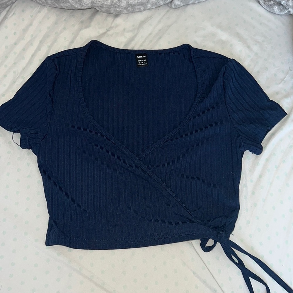SHEIN knotted side top in Navy Blue
